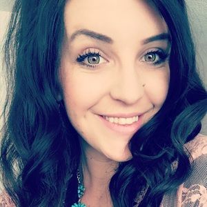 Meet your Posher, Vanessa